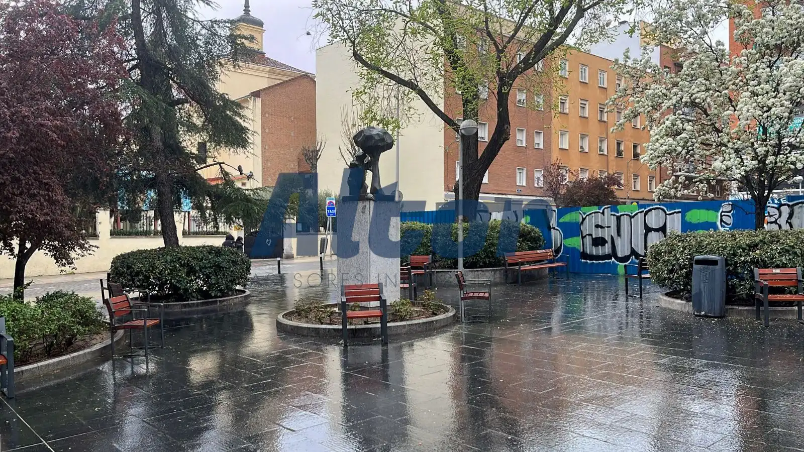 Vista exterior de Piso en venta en Madrid con Terraza