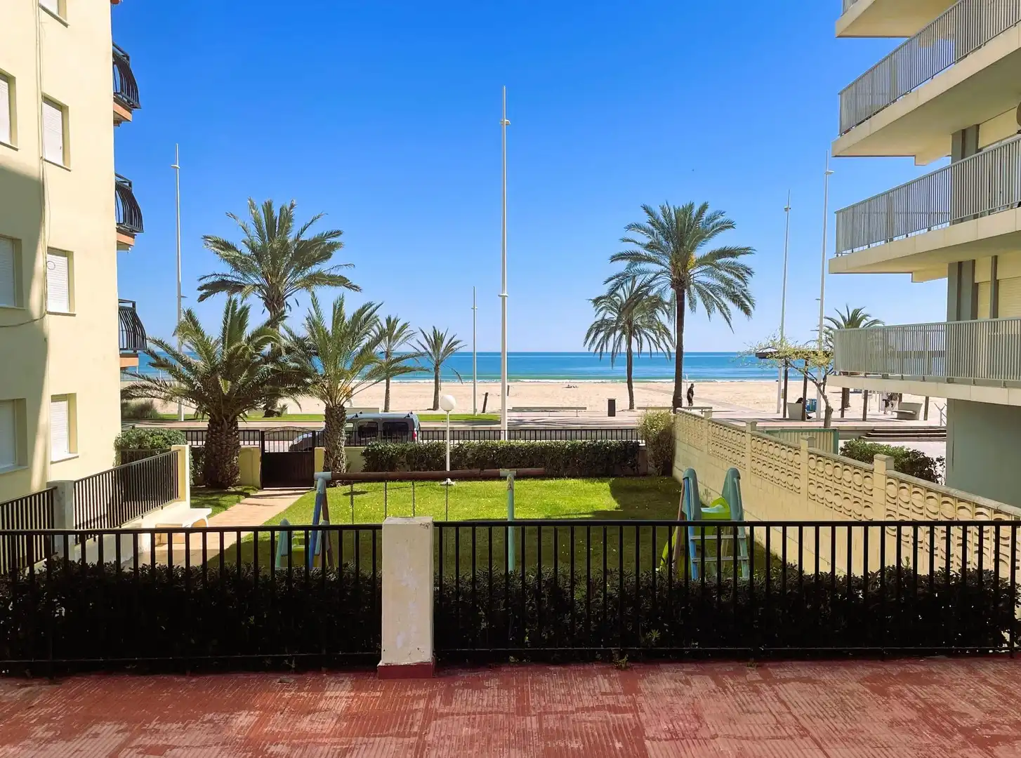 Apartments for rent in Paseo MARITIM NEPTU, 53, Playa de Gandia