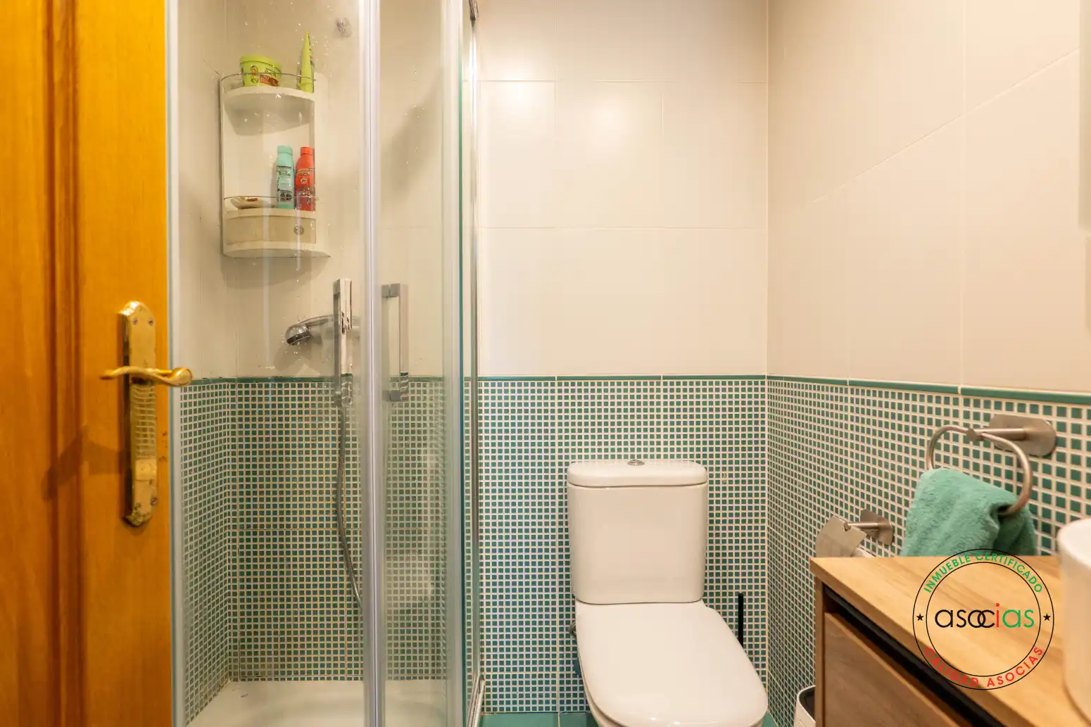 Baño de Piso en venta en Gijón  con Calefacción, Parquet y Terraza