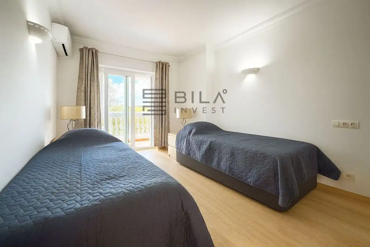 Chalet con piscina en venta en Cerros del Aguila, imagen 31