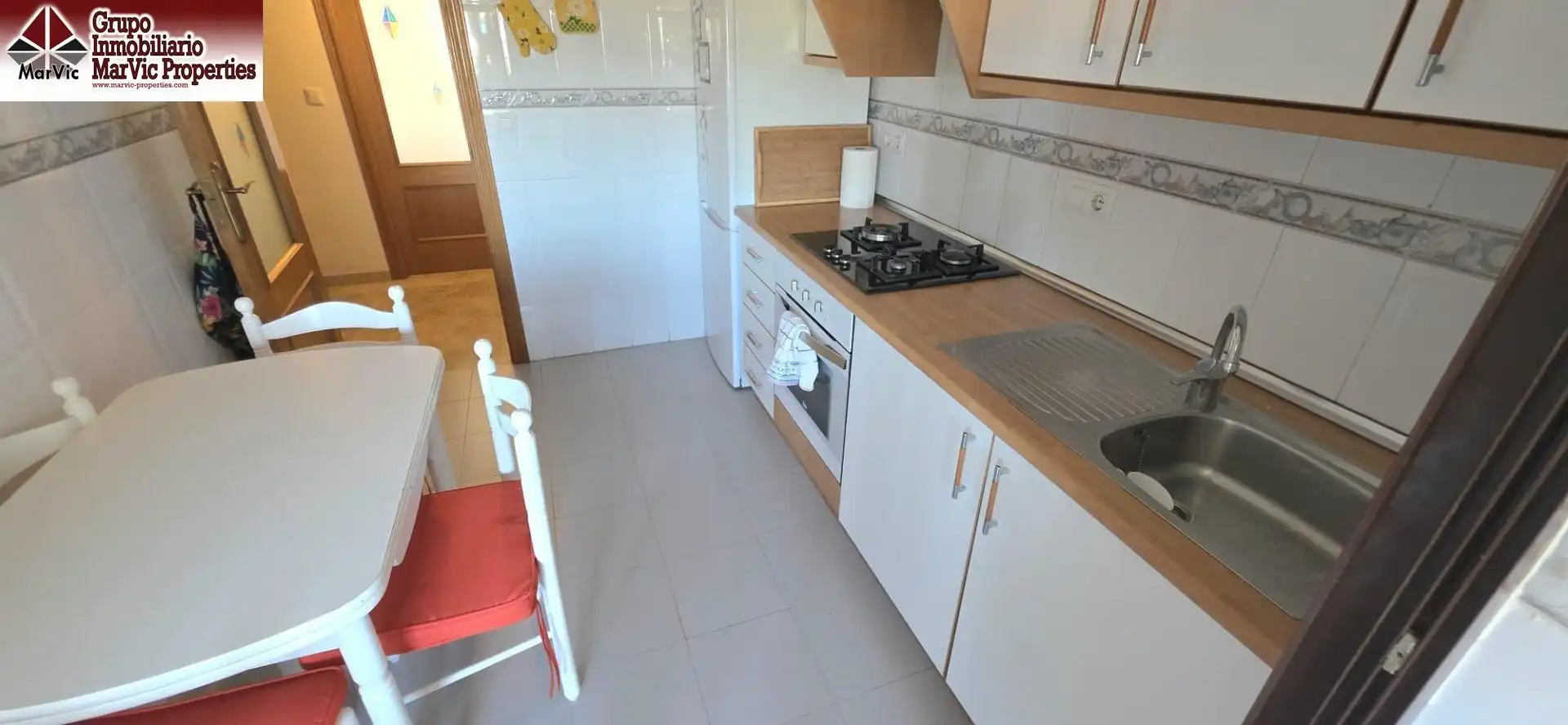 Kitchen of Flat for sale in Benidorm  with Terrace and Community pool