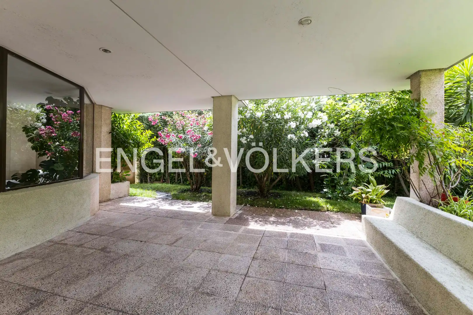 Terrassa de Àtic en venda en Madrid amb Aire condicionat, Calefacció i Jardí privat