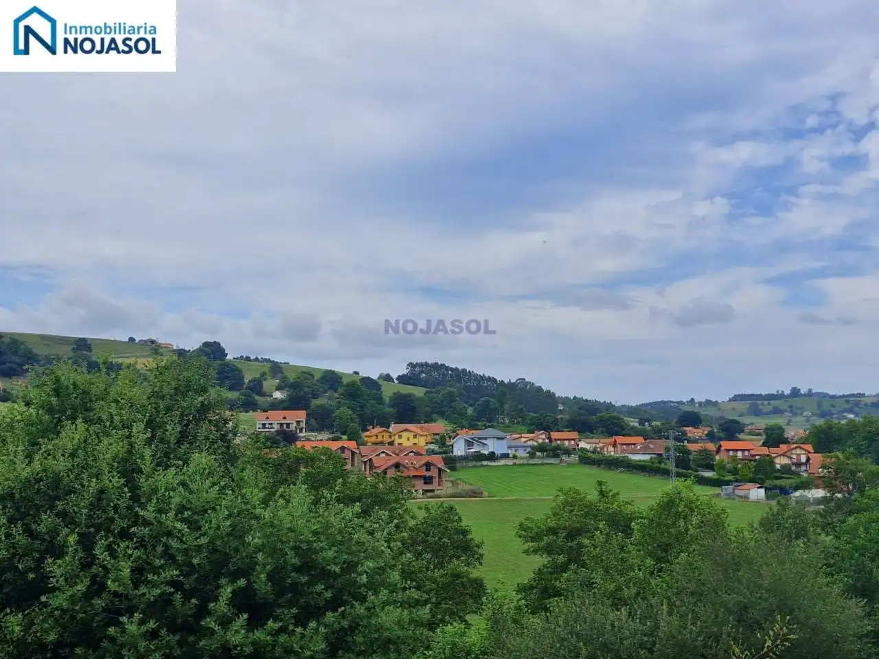 Piso en venta en Hazas de Cesto con Parquet, Terraza y Amueblado