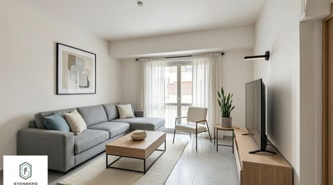 Foto 2 de Piso en venta en Marbella - Cl Maria Auxiliadora, Playa Bajadilla - Puertos, Marbella