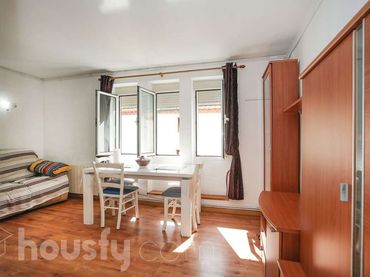 Piso con ascensor en venta en Carrer d'Avall .