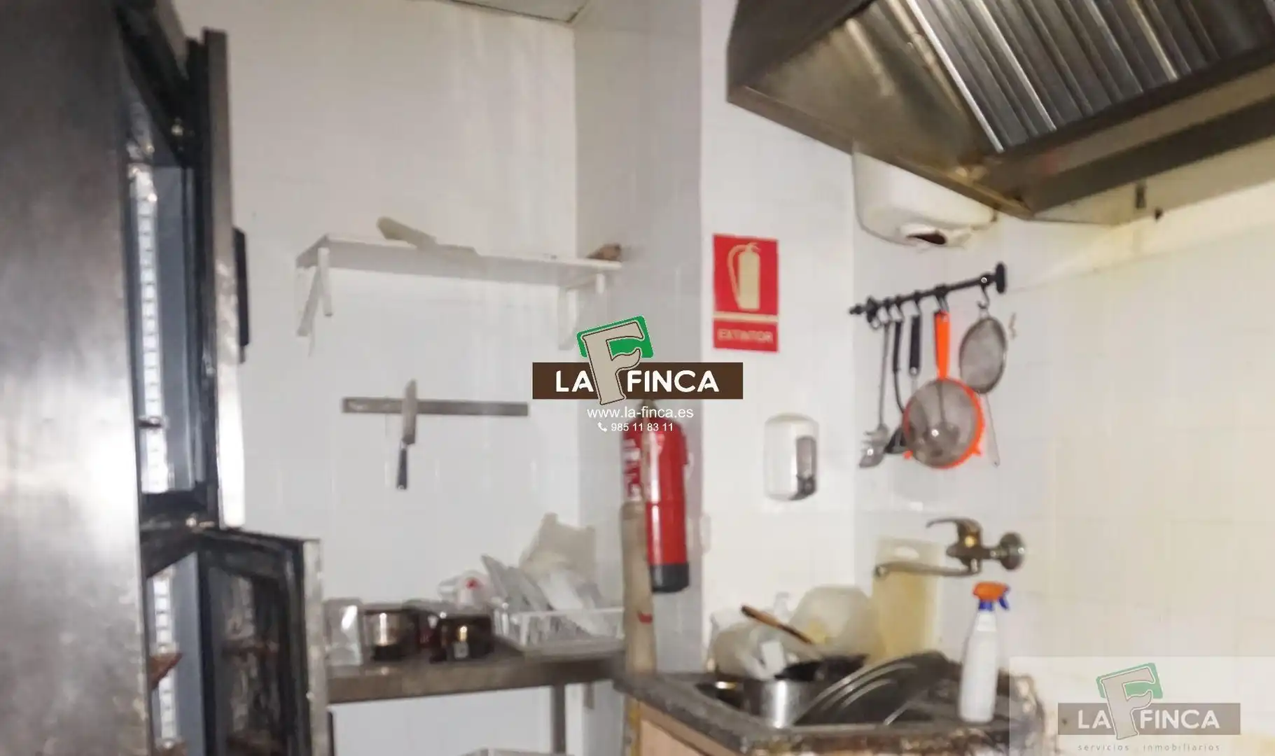 Kitchen of Commercial properties for rent in Oviedo 