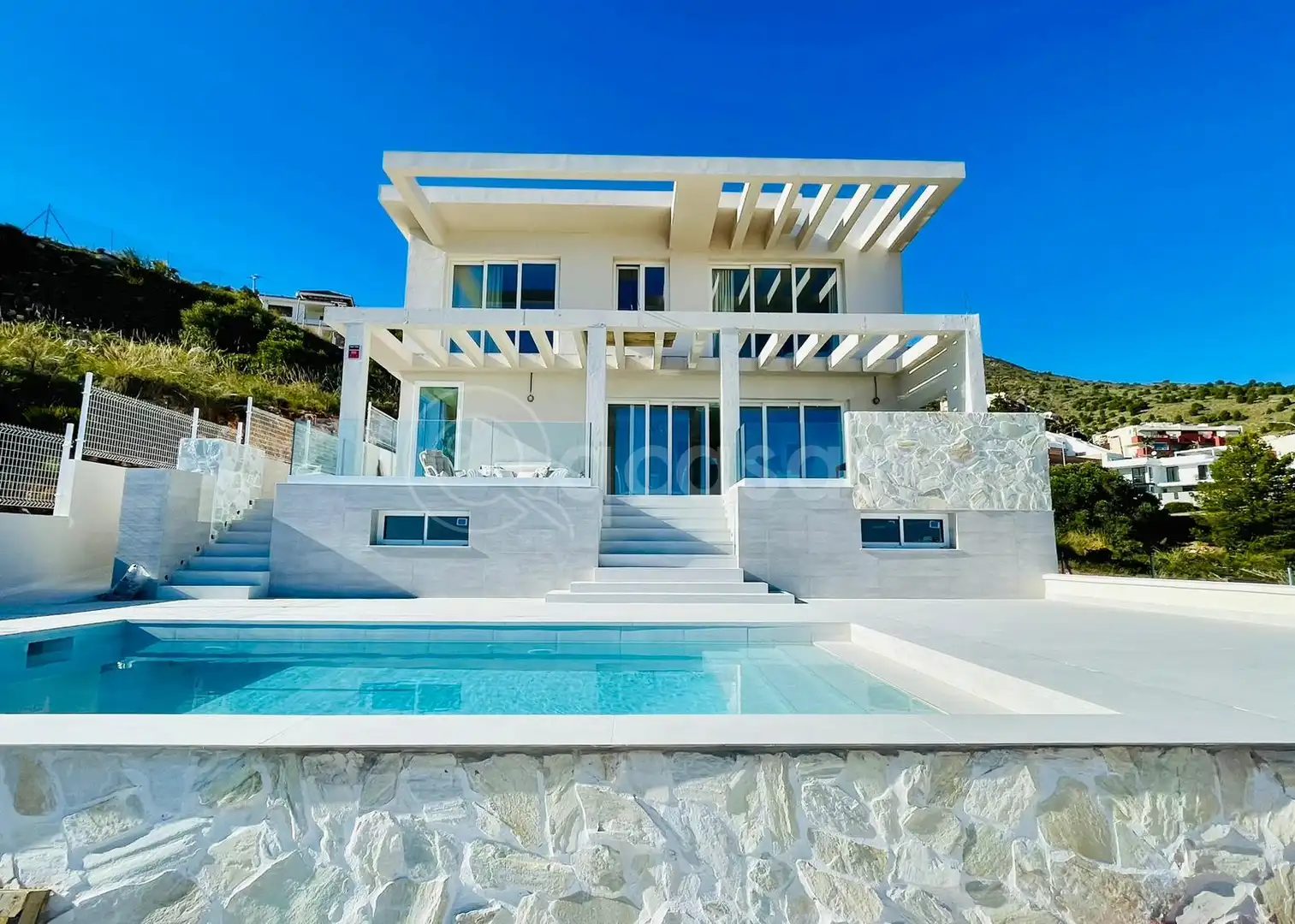 Vista exterior de Casa o chalet en venta en Benalmádena con Aire acondicionado, Calefacción y Jardín privado