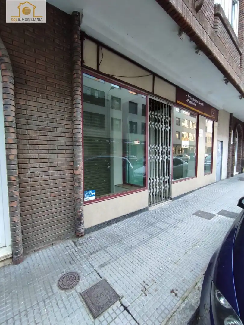 Local comercial en venda a San Claudio - La Chantría, imagen 3