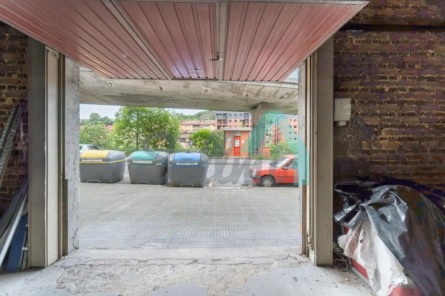 Aparcament de Edifici en venda en Langreo