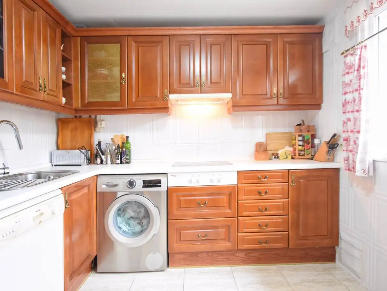 Kitchen of Houses for sale in Casco Histórico