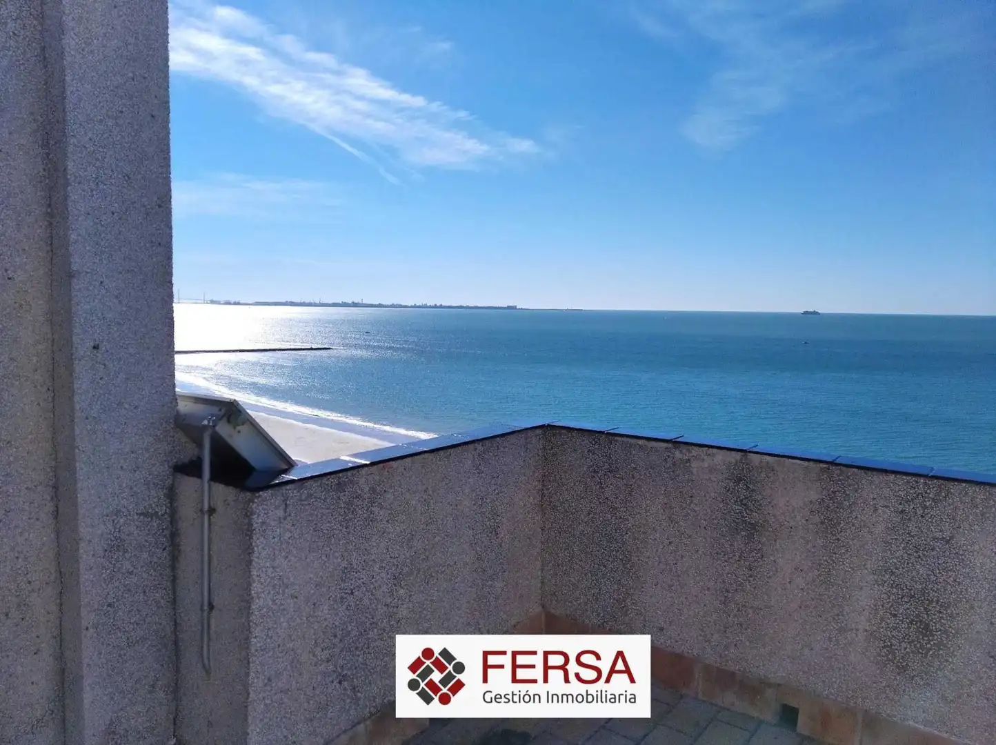 Vista exterior de Àtic de lloguer en El Puerto de Santa María amb Aire condicionat, Calefacció i Terrassa