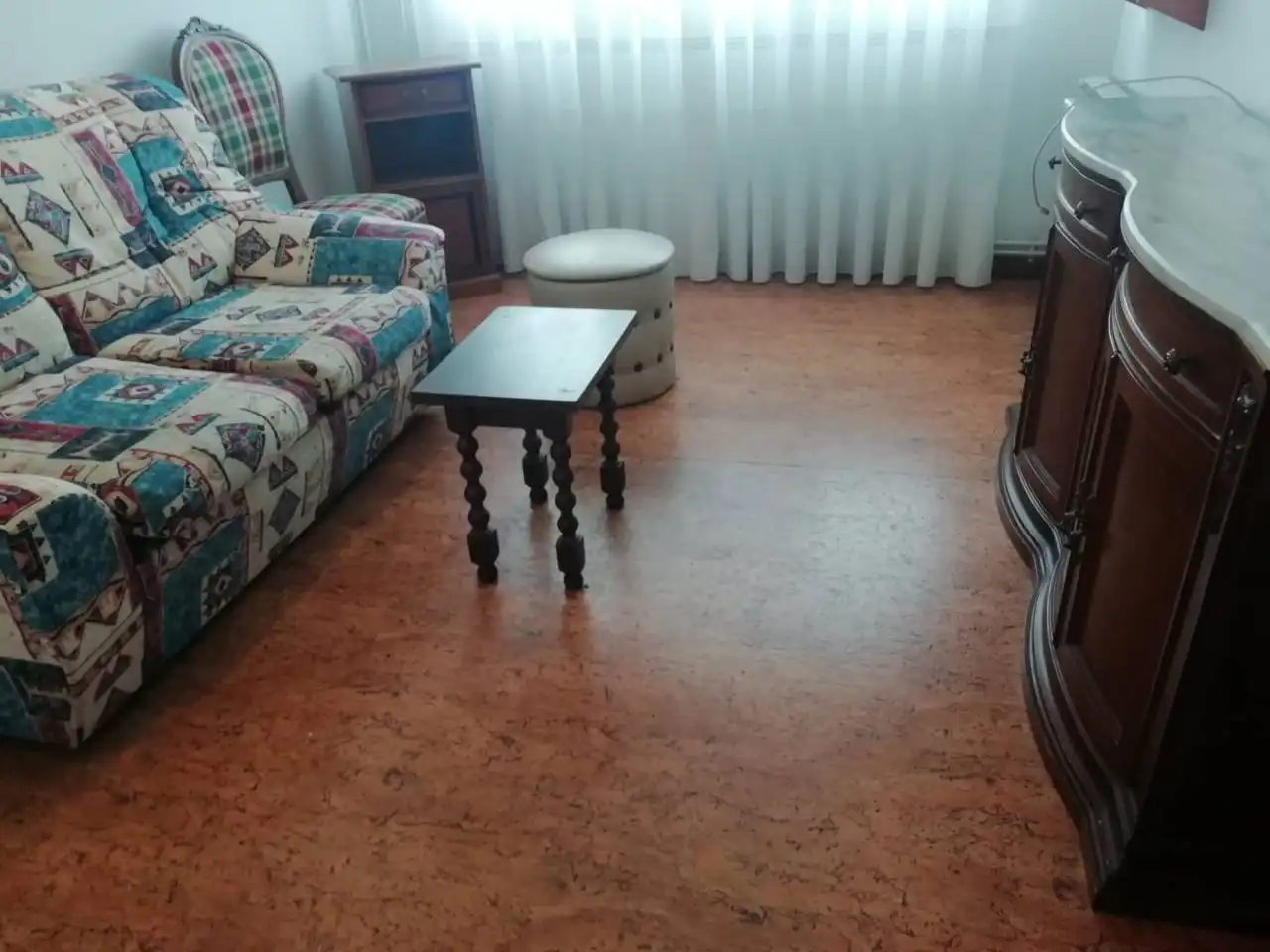 Sala d'estar de Pis en venda en  Logroño amb Calefacció, Terrassa i Moblat