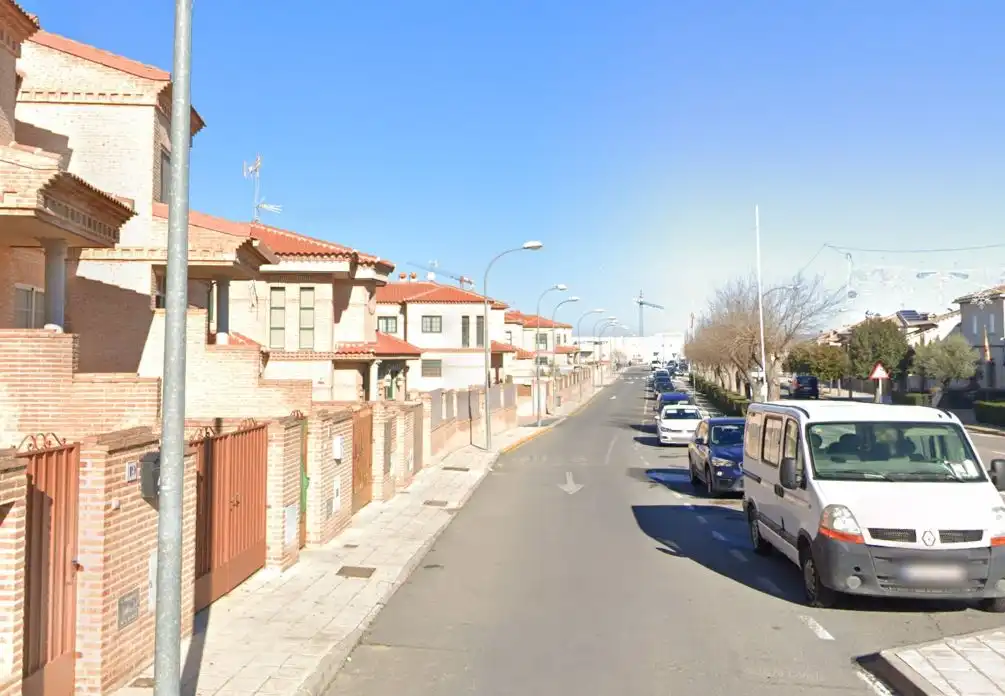 Casa en venta en CL. TOLEDO 21 Sin planta 00021, imagen 3
