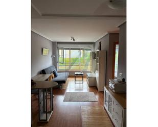 Vista exterior de Apartament de lloguer en Oviedo  amb Calefacció, Moblat i Alarma