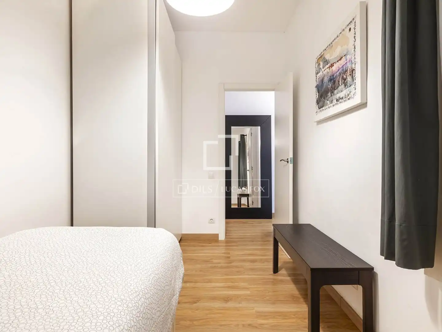Schlafzimmer von Wohnung zum Verkauf in Barcelona mit Klimaanlage, Parkett und Terrasse