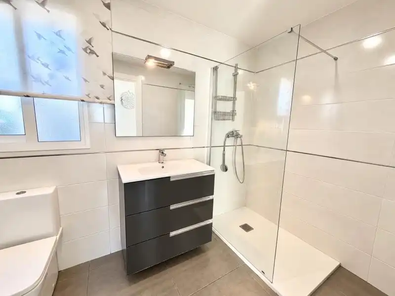 Bathroom of Flat for sale in Teatinos - Universidad