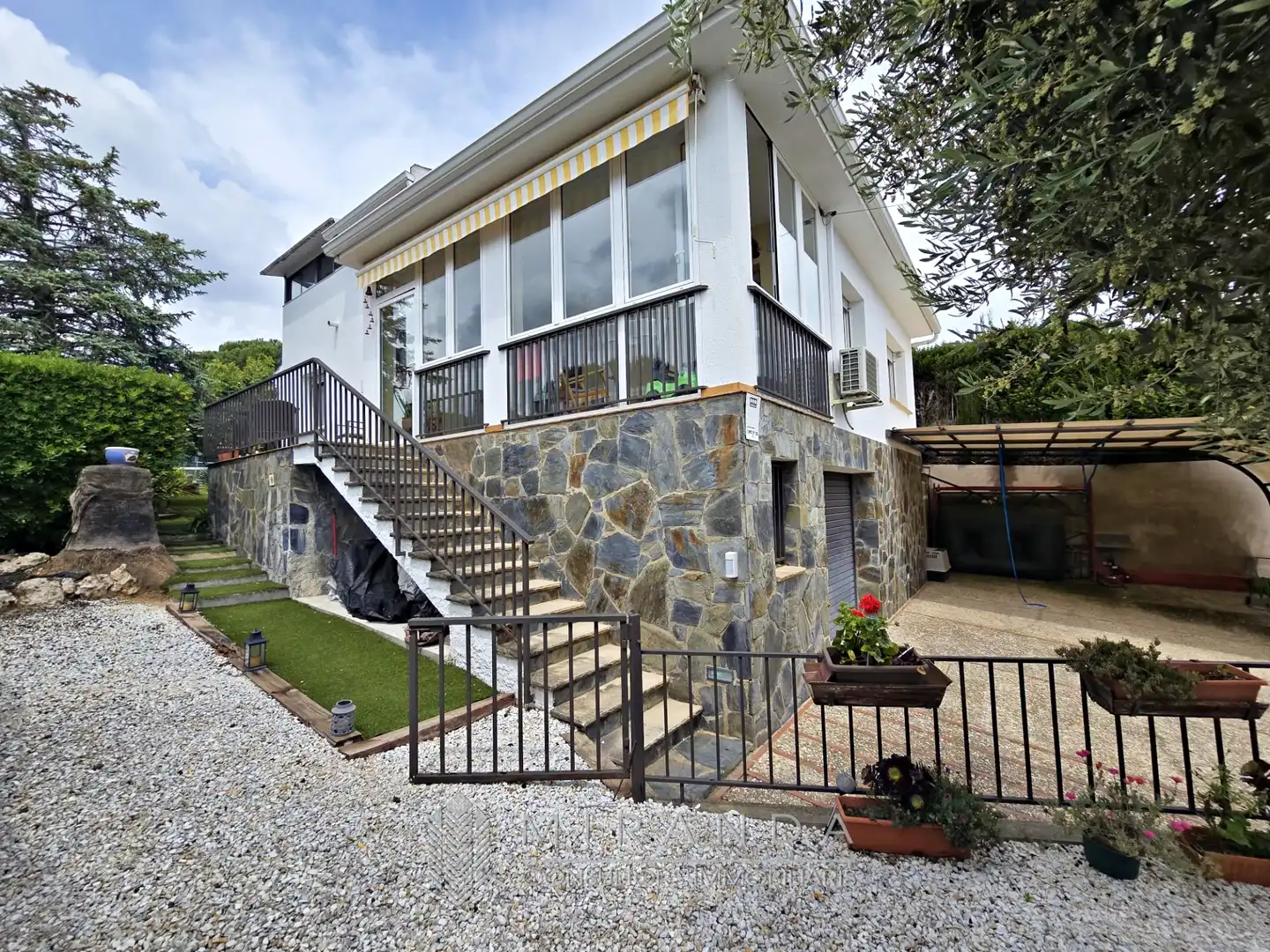 Vista exterior de Casa o chalet en venta en L'Ametlla del Vallès con Aire acondicionado, Calefacción y Jardín privado