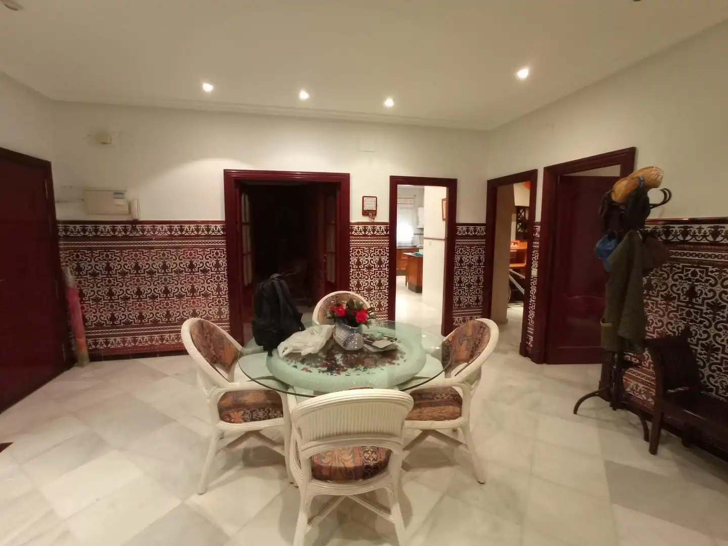 Comedor de Casa o chalet en venta en Chiclana de la Frontera con Aire acondicionado, Calefacción y Jardín privado