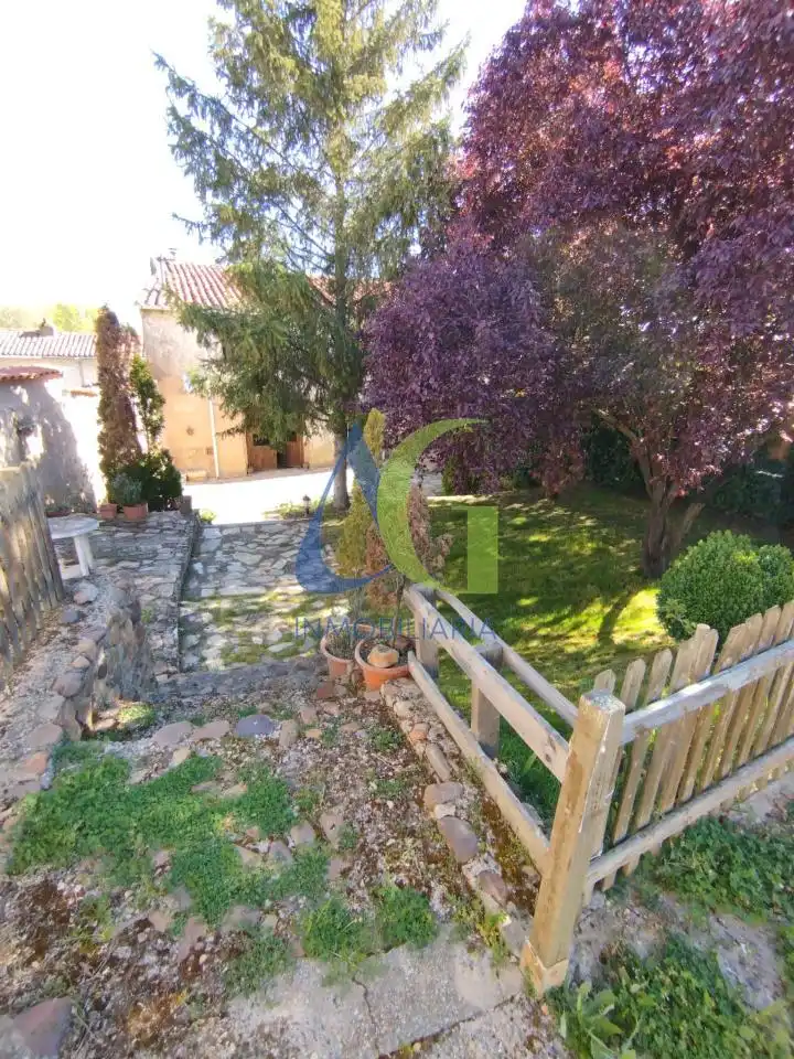 Casa con jardín en venta en Santovenia de la Valdoncina, imagen 13