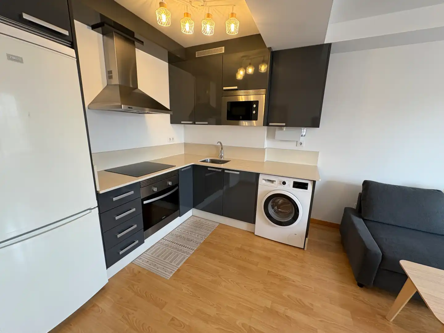 Flat for rent in Plaza de Tranvías, Alto del Castaño