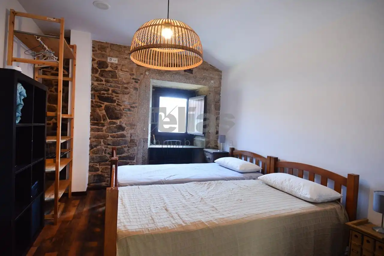 Dormitori de Casa o xalet en venda en Vimianzo amb Calefacció, Jardí privat i Terrassa
