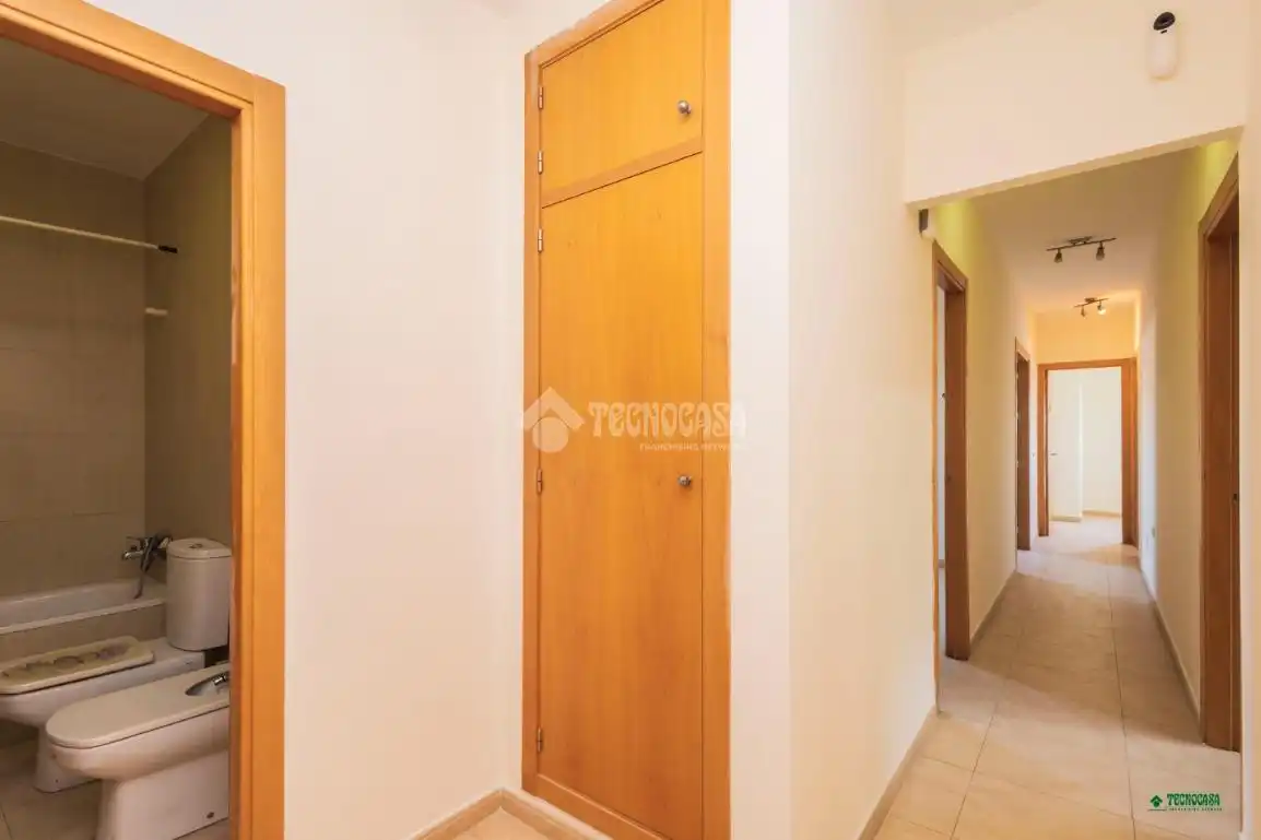 Piso en venta en Costacabana - Loma Cabrera