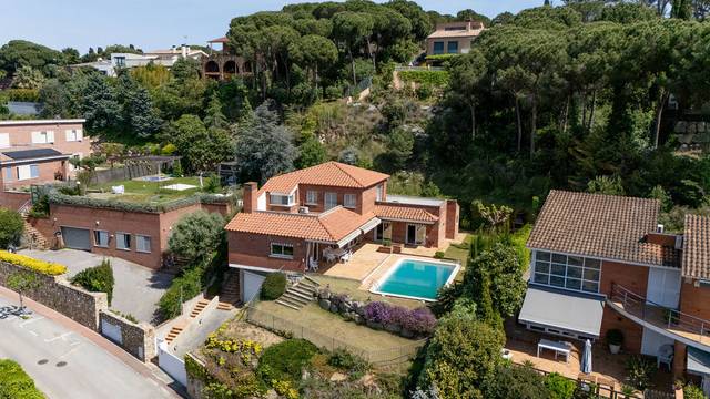 Casa-chalet en Venta en Caldes d'Estrac