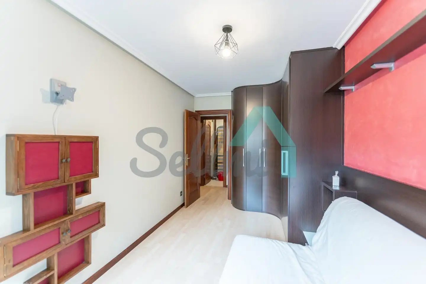 Habitación de Piso en venta en Mieres (Asturias) con Calefacción y Trastero