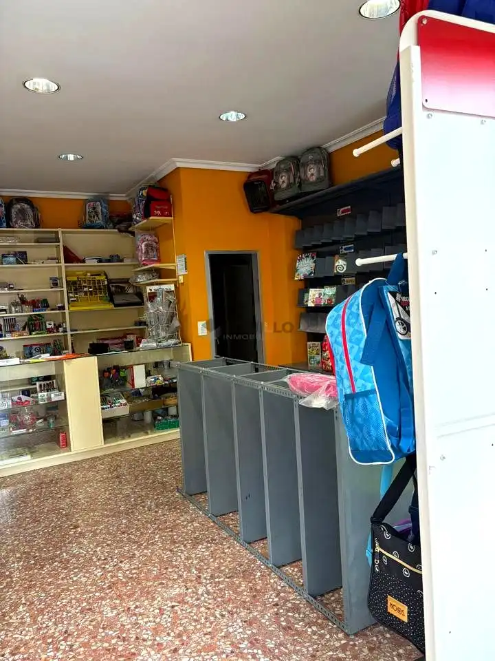 Local comercial de lloguer a Santa Amalia, imagen 5