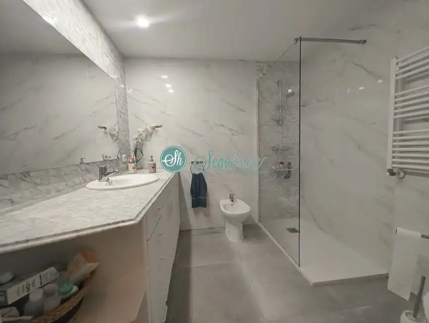Piso con ascensor en venta en El Cerro - Carretera de San Rafael, imagen 30