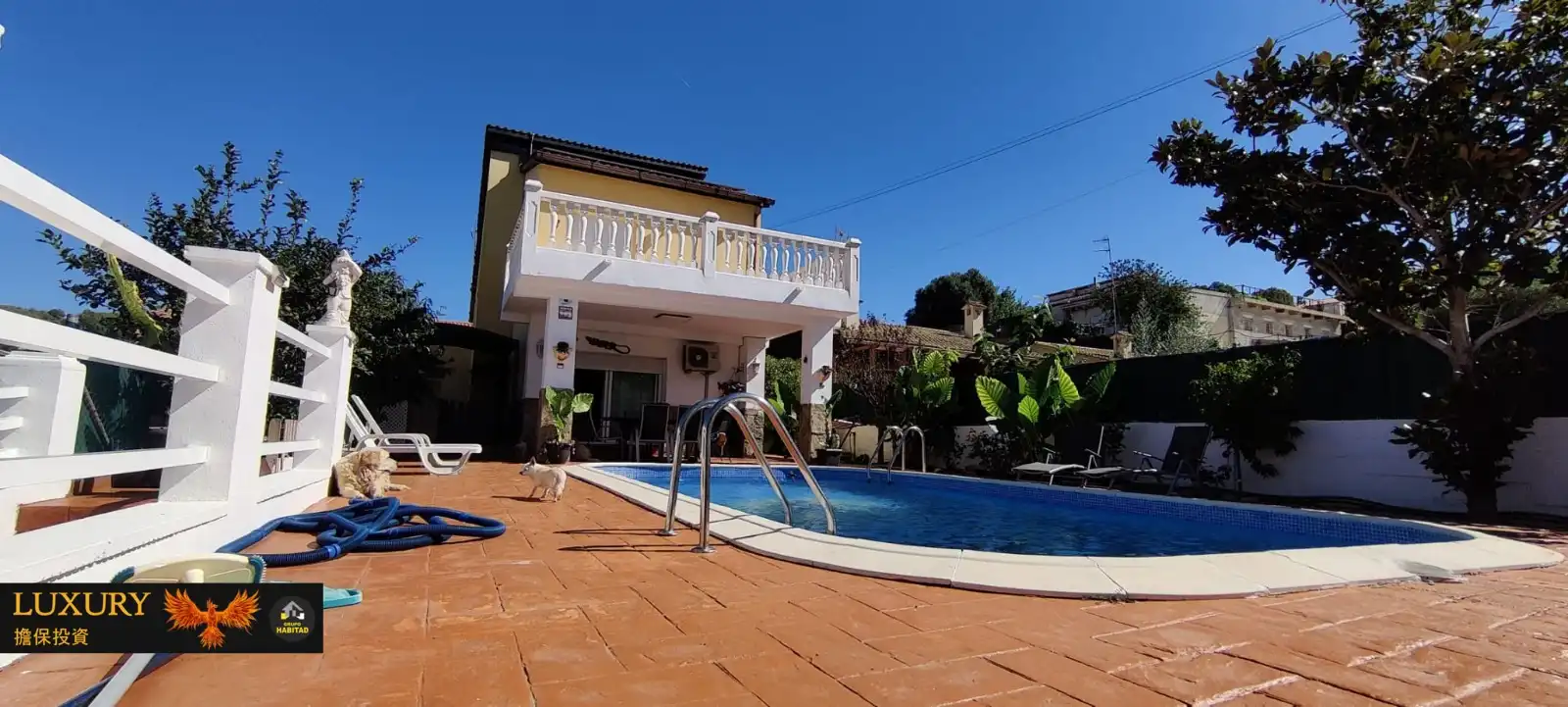 Piscina de Casa o chalet en venta en Cunit con Aire acondicionado, Calefacción y Jardín privado