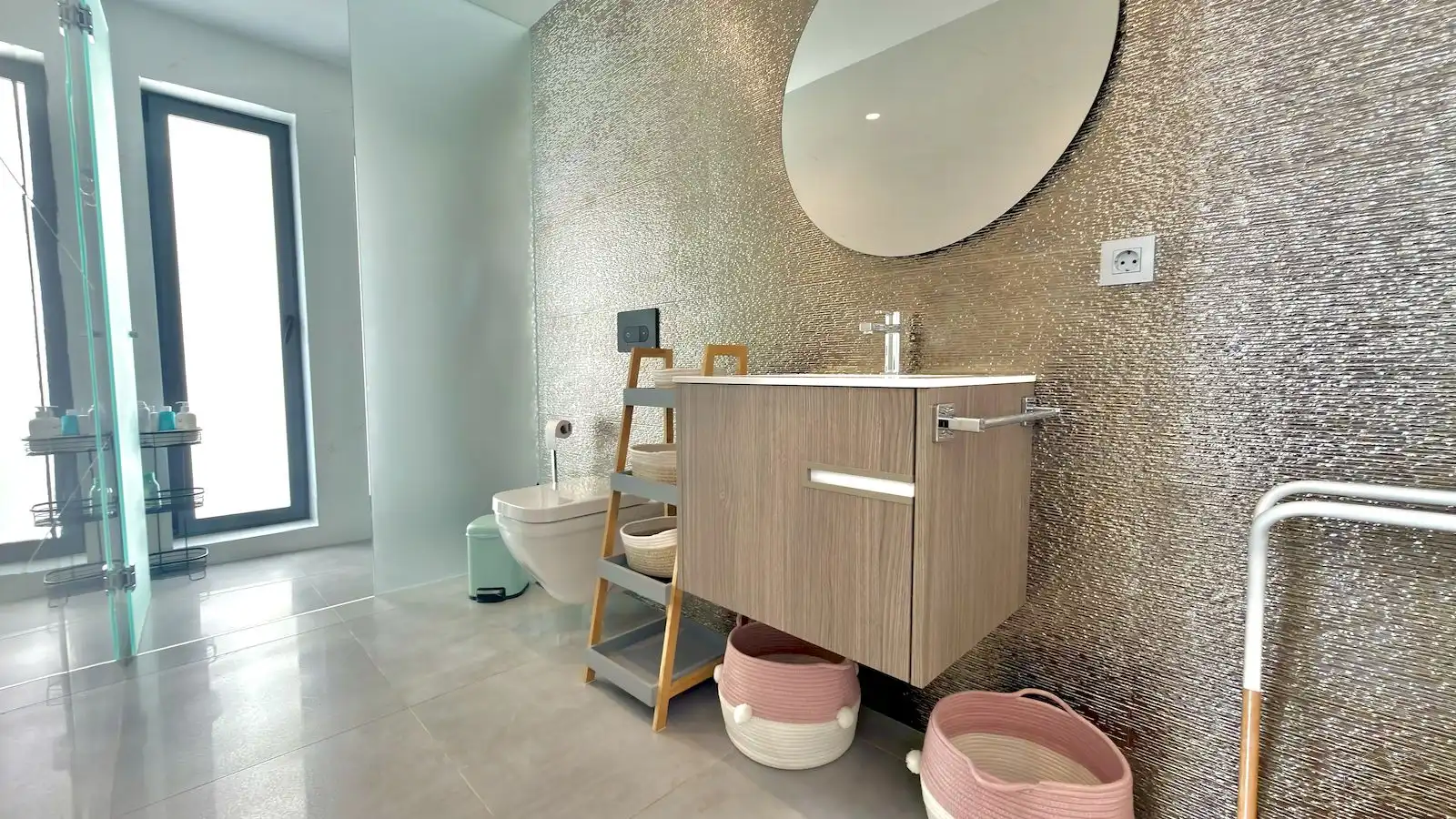 Bathroom of Houses for sale in Jávea / Xàbia  with Air Conditioner, Heating and Private garden