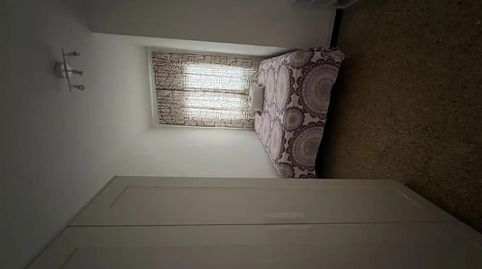 Foto 3 de Pis de lloguer a Carrer de la Travessera, 22, La Gavarra, Cornellà de Llobregat