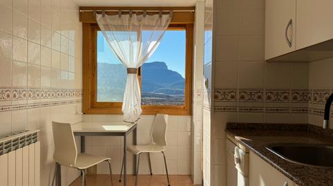 Foto 5 de Apartament en venda a Calle de la Solana de Rapitán, 12, Poblaciones norte, Huesca