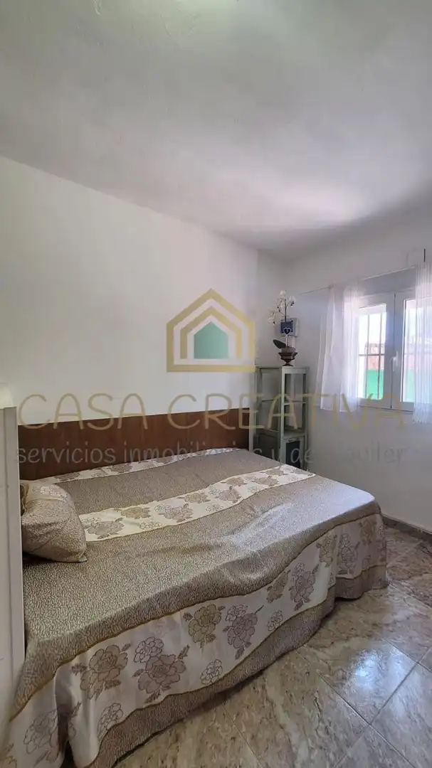 Casa o chalet de alquiler en Calle Segart, Los Pinares - La Masia