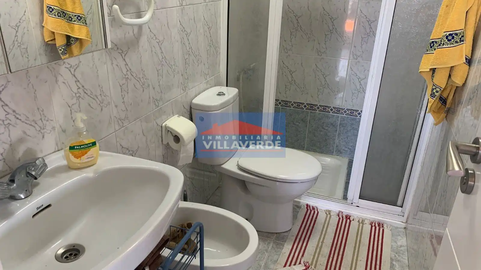 Bathroom of Flat for sale in Cangas 