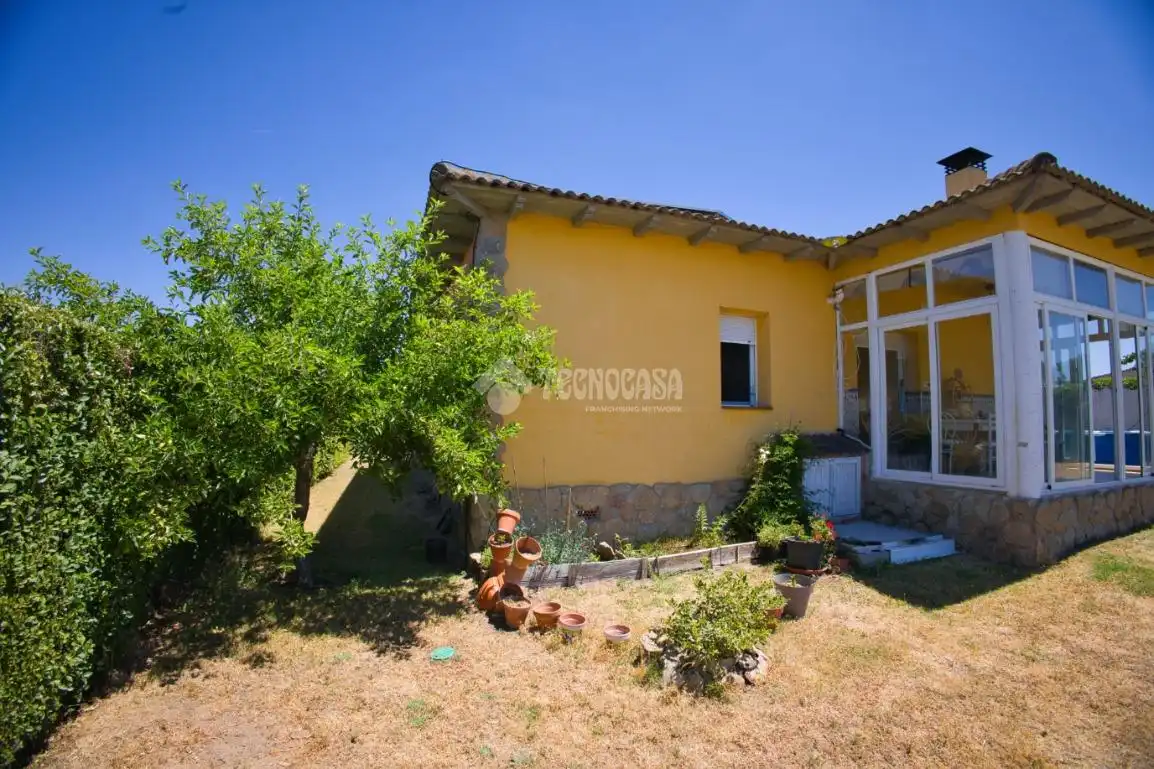 Jardín de Casa o chalet en venta en Calvarrasa de Arriba con Calefacción y Terraza