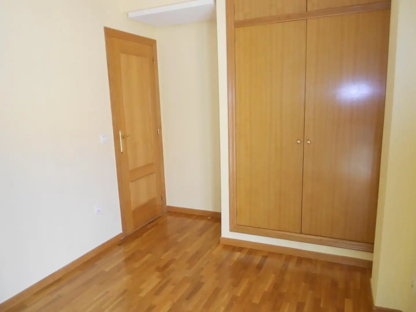 Dormitori de Casa adosada en venda en Murcia amb Aire condicionat, Calefacció i Jardí privat