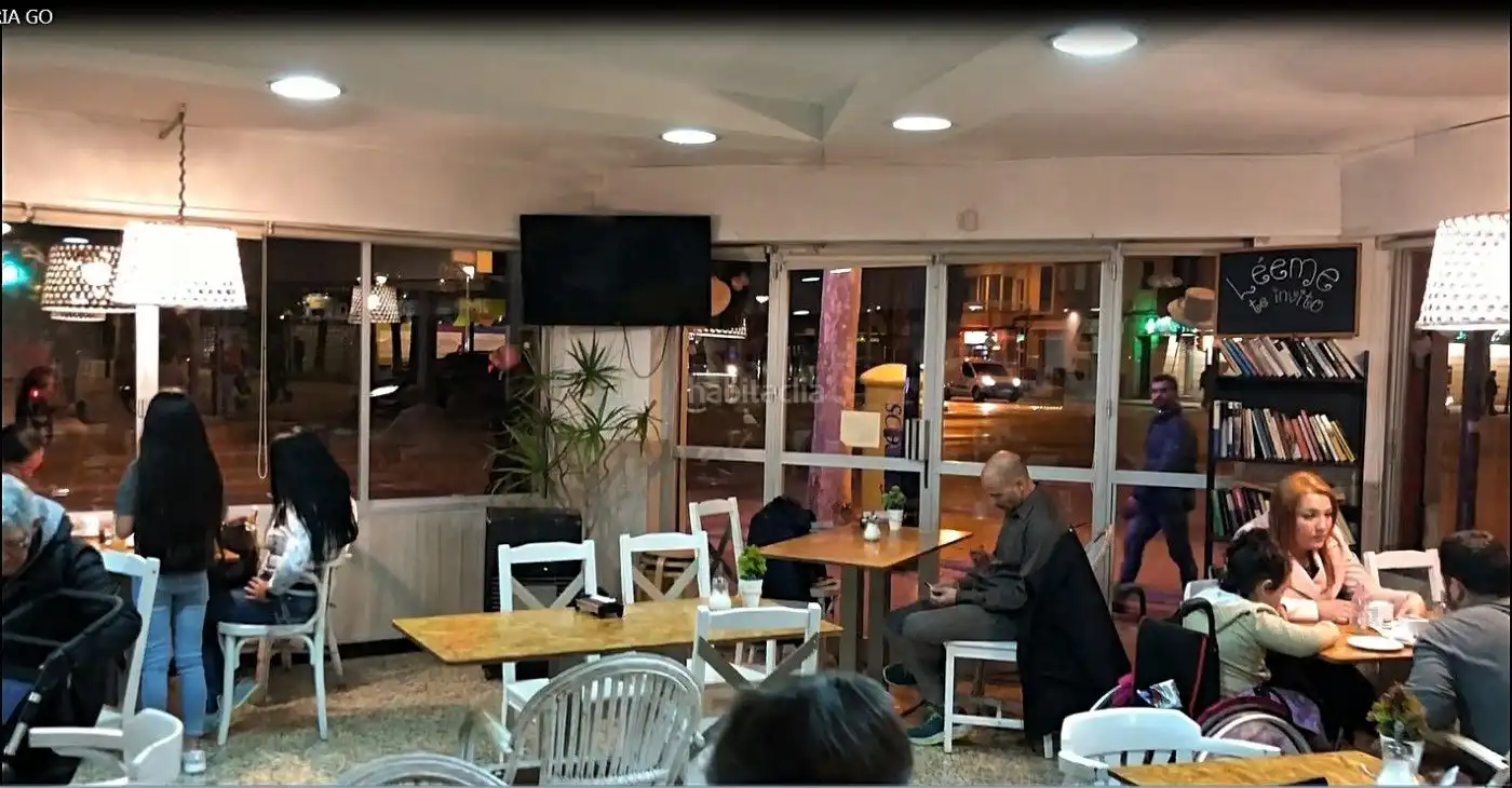 Business premises for sale in Carrer de Francesc Pi i Margall 2, imagen 7