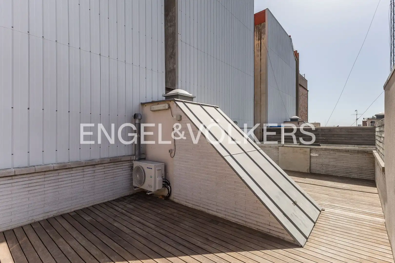 Terraza de Dúplex en venta en Barcelona con Aire acondicionado, Calefacción y Jardín privado
