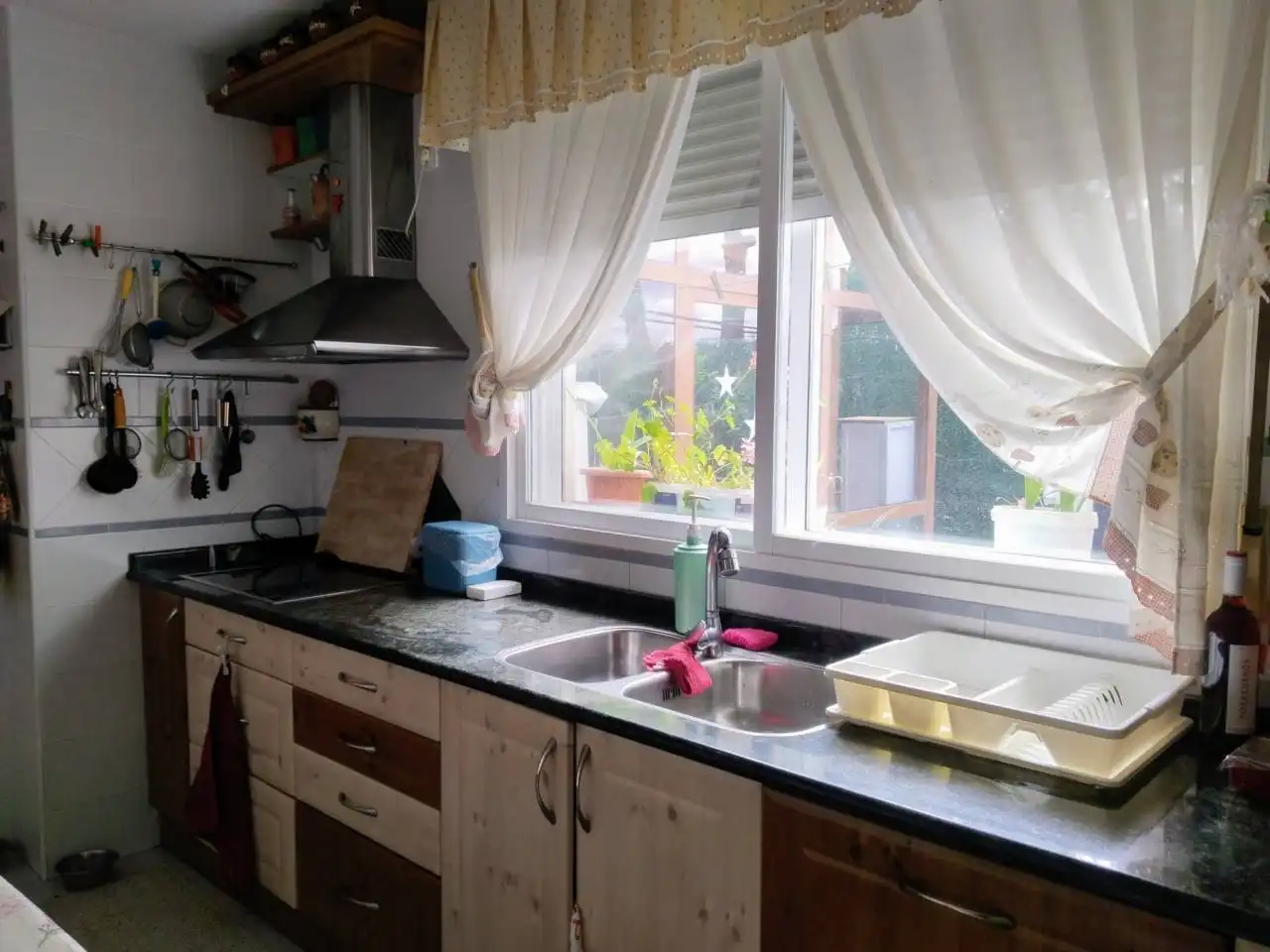 Cuina de Casa o xalet en venda en Villariezo amb Calefacció, Jardí privat i Parquet