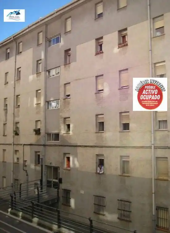 Vista exterior de Pis en venda en Bilbao 