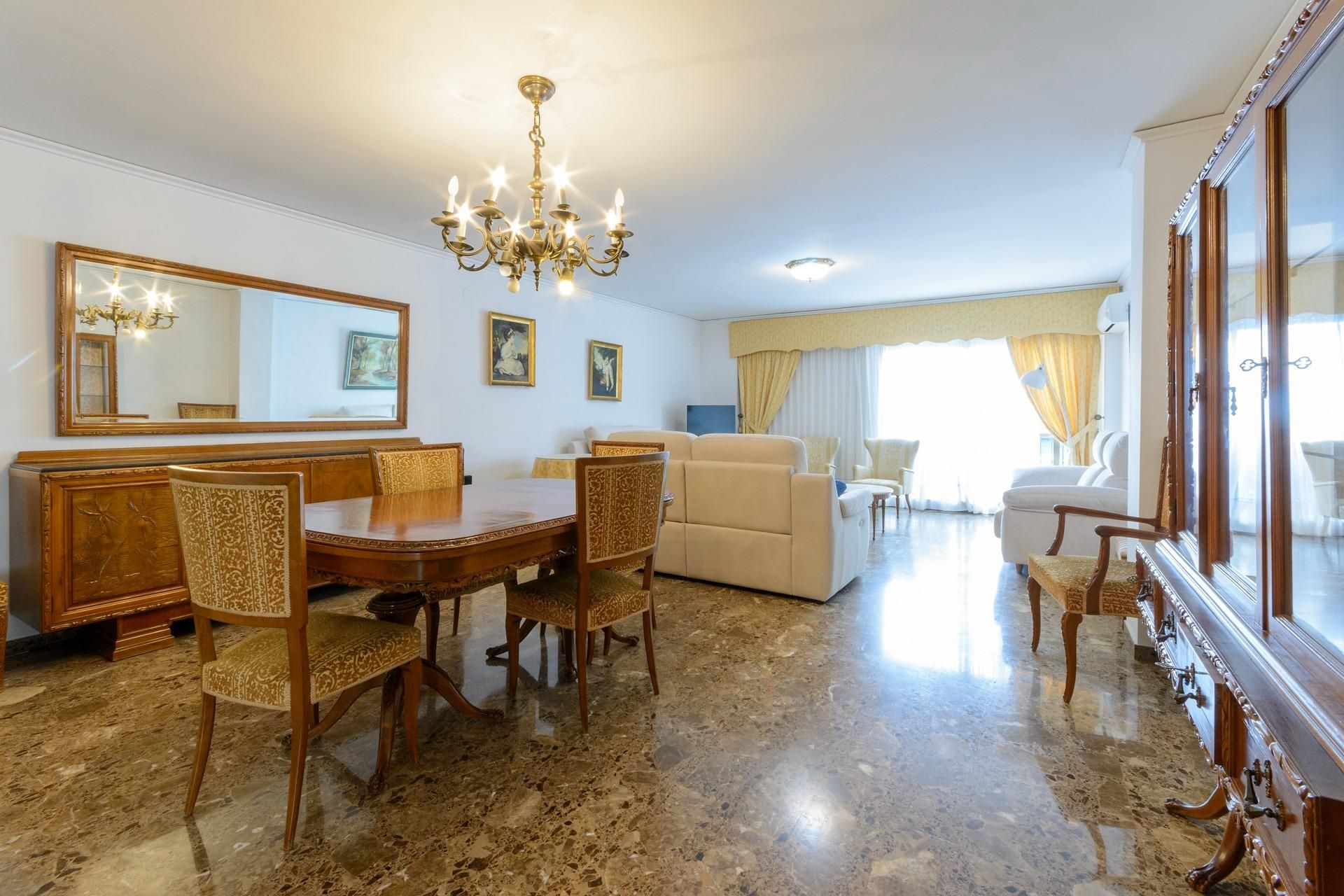 Dining room of Flat for sale in Gandia  with Air Conditioner and Balcony