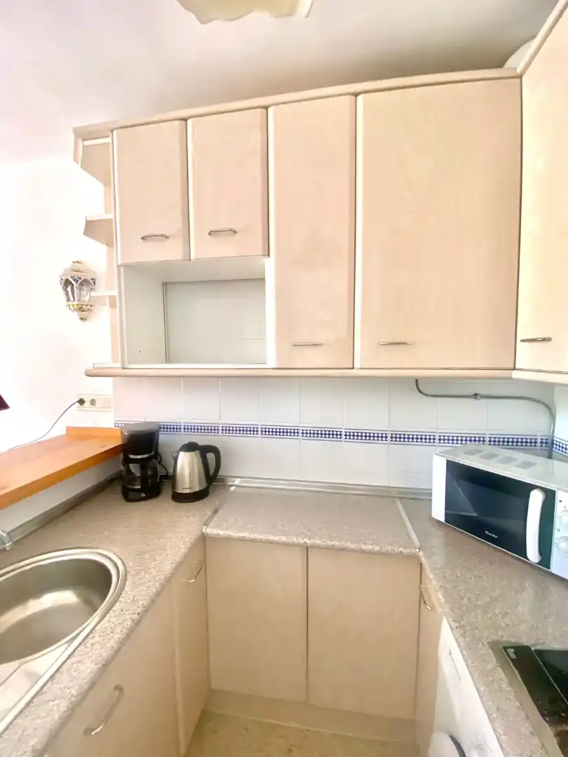 Apartment mit Pool zum Verkauf in Calle Pintor Guillermo Pérez Villalta, imagen 16