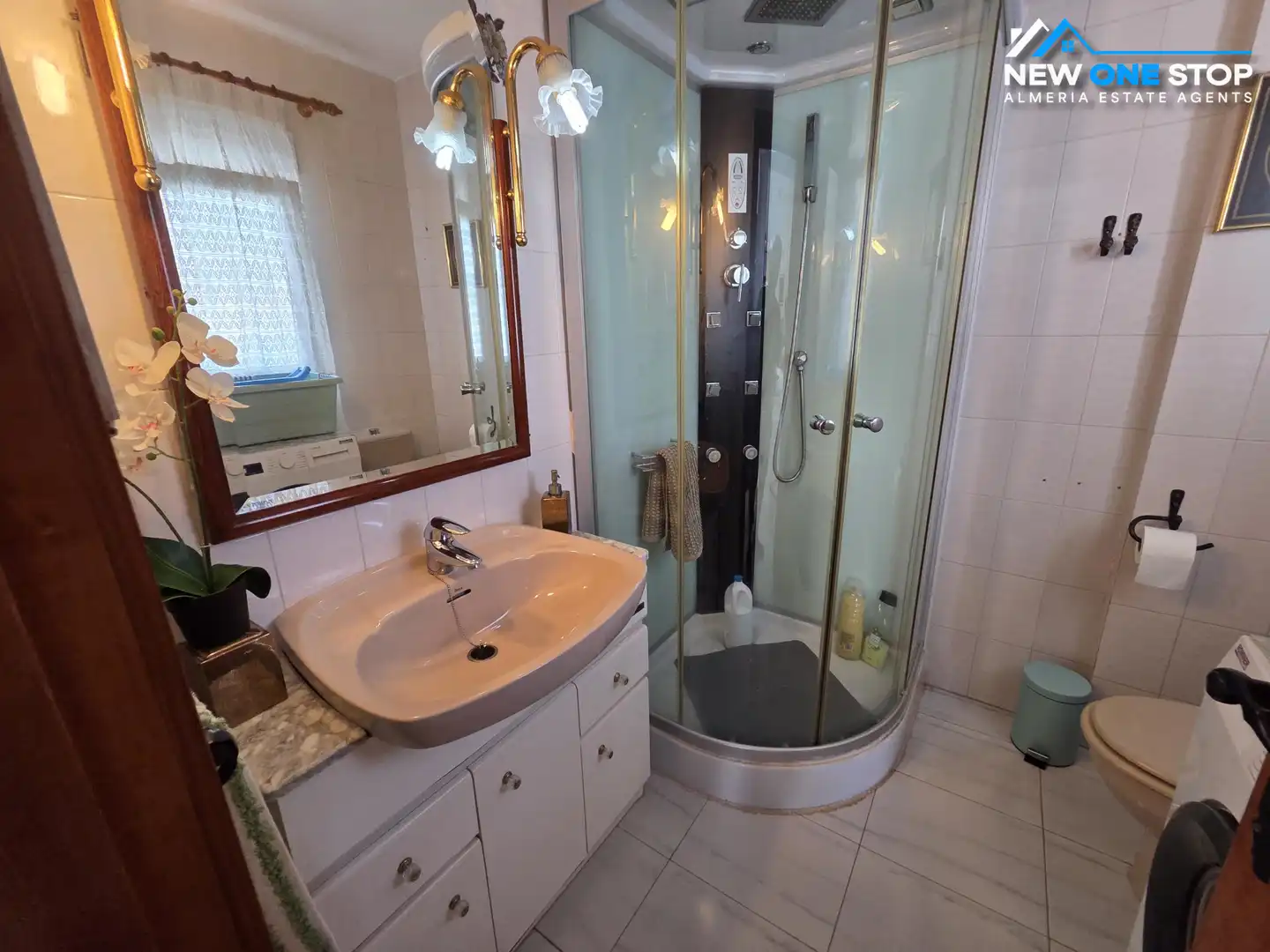 Bathroom of Houses for sale in Mojácar  with Air Conditioner, Terrace and Storage room
