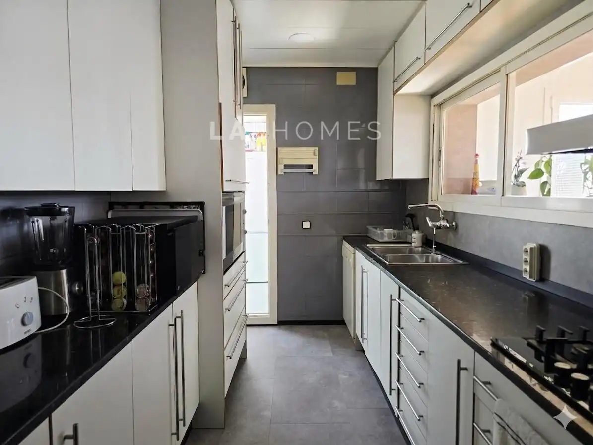 Cocina de Ático en venta en Barcelona con Aire acondicionado, Calefacción y Parquet