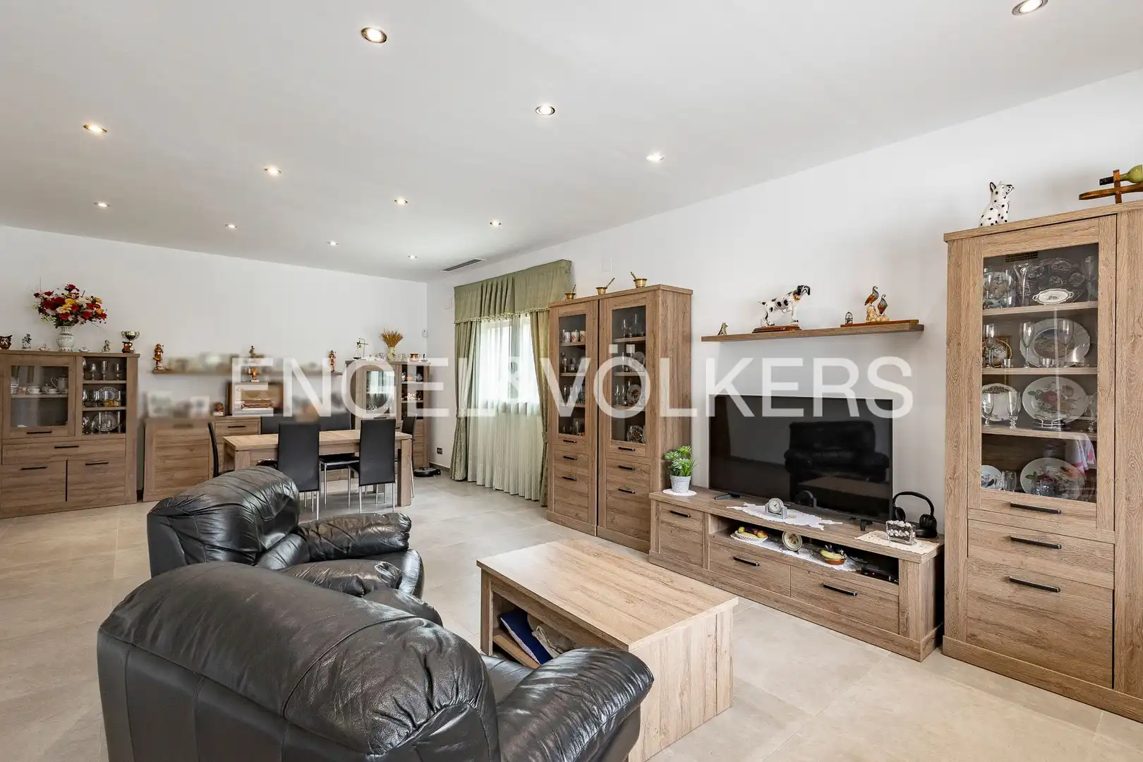 Living room of Houses for sale in Sant Sadurní d'Anoia  with Air Conditioner, Heating and Private garden