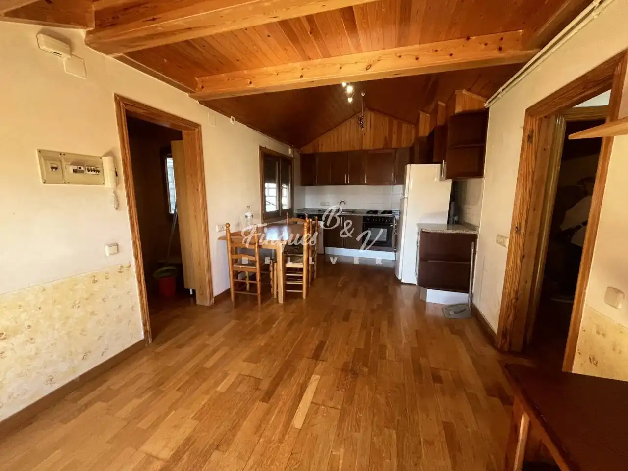 Cuina de Àtic en venda en Bellver de Cerdanya amb Calefacció, Parquet i Moblat