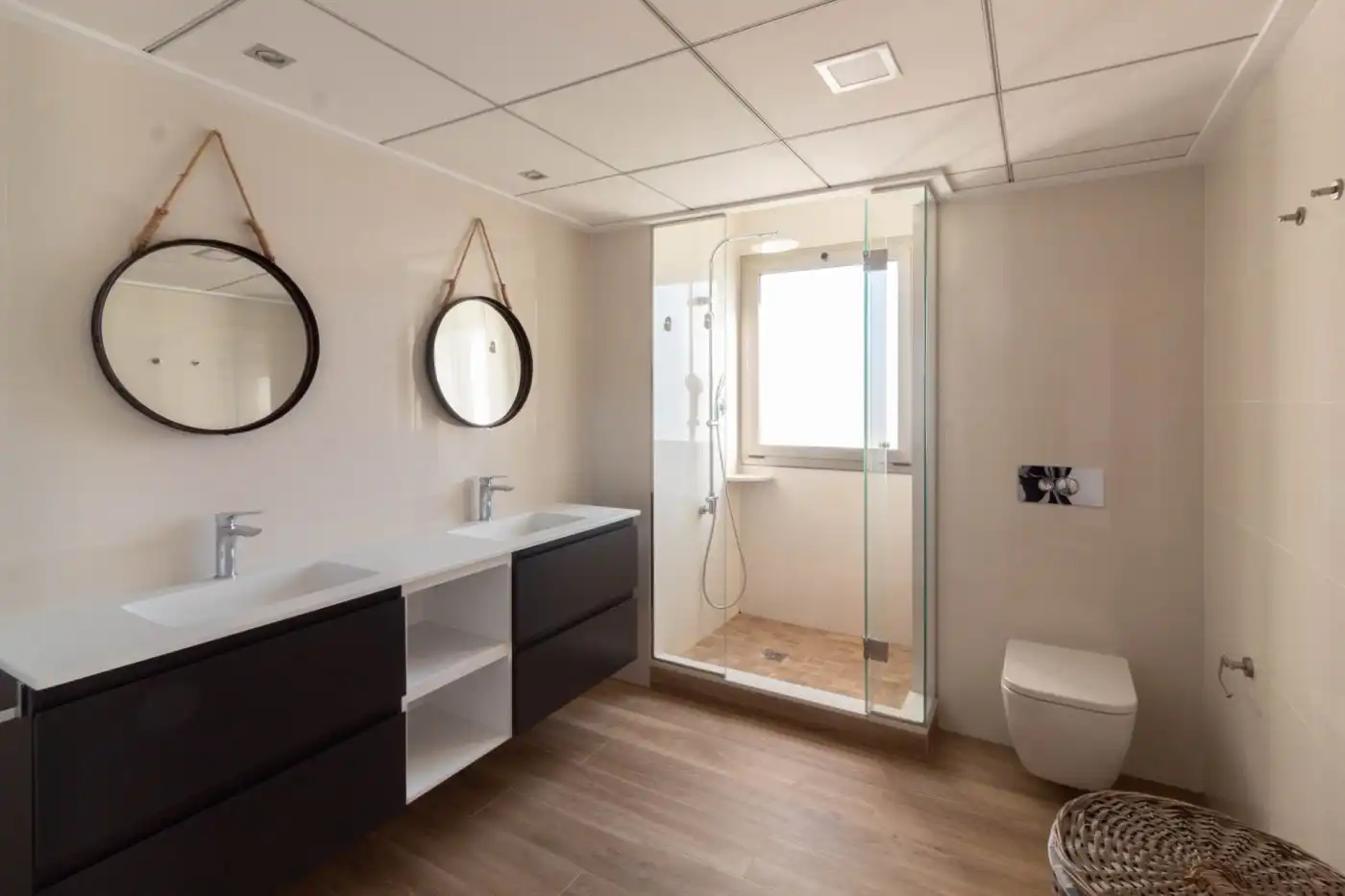 Bathroom of Houses for sale in Turís  with Air Conditioner, Heating and Private garden