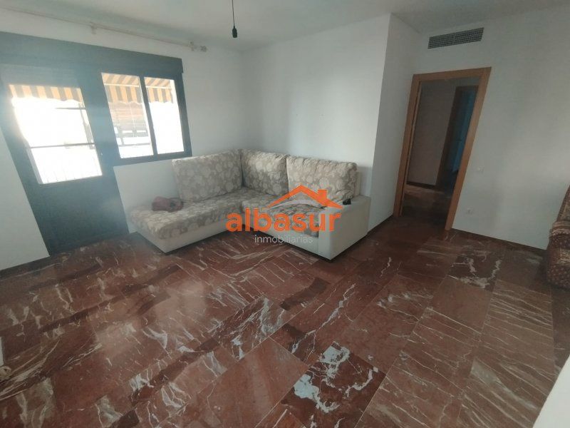 Sala d'estar de Pis en venda en  Córdoba Capital amb Aire condicionat, Calefacció i Terrassa